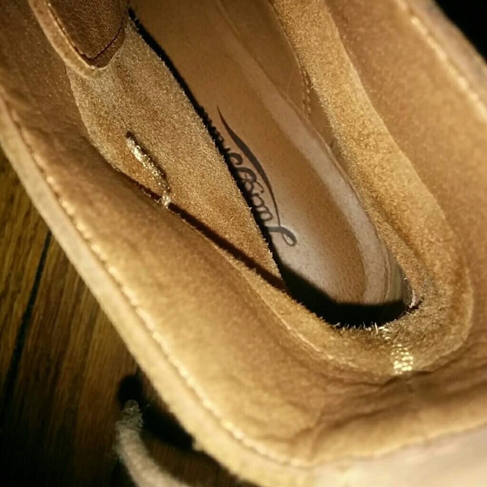 Shoes!!! - Picture 4 of 5